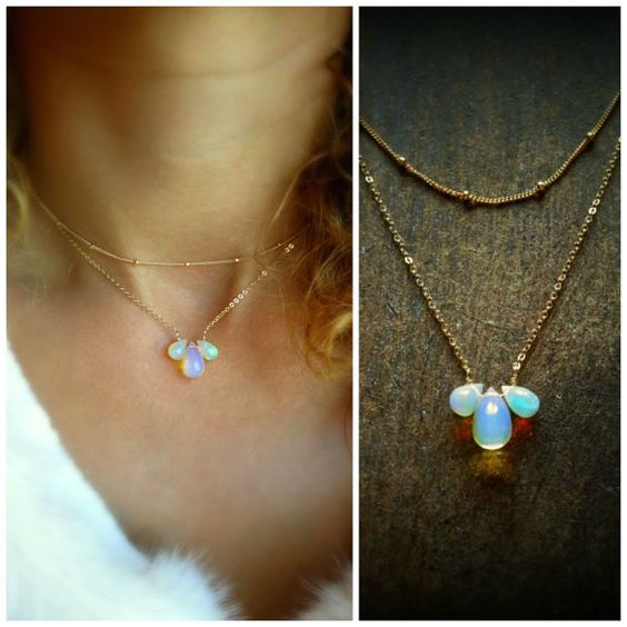 coliere din opal