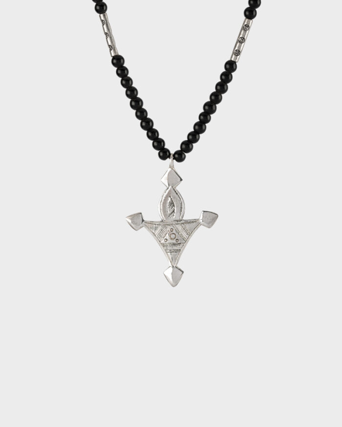 Colier tribal tuareg din argint si onix