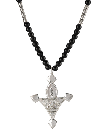Colier tribal tuareg din argint si onix