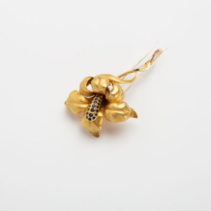 Brosa vintage din aur de 18k cu safire naturale