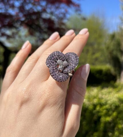 Set din aur alb de 18k cu safire si diamante naturale