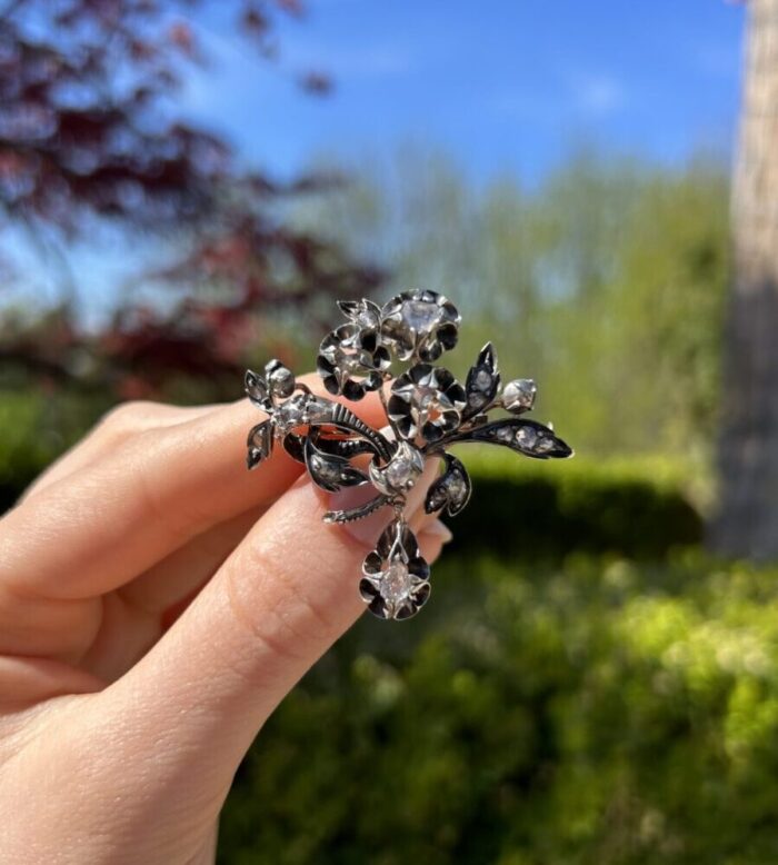 Set din perioada Victoriana din aur de 14k si argint cu diamante naturale