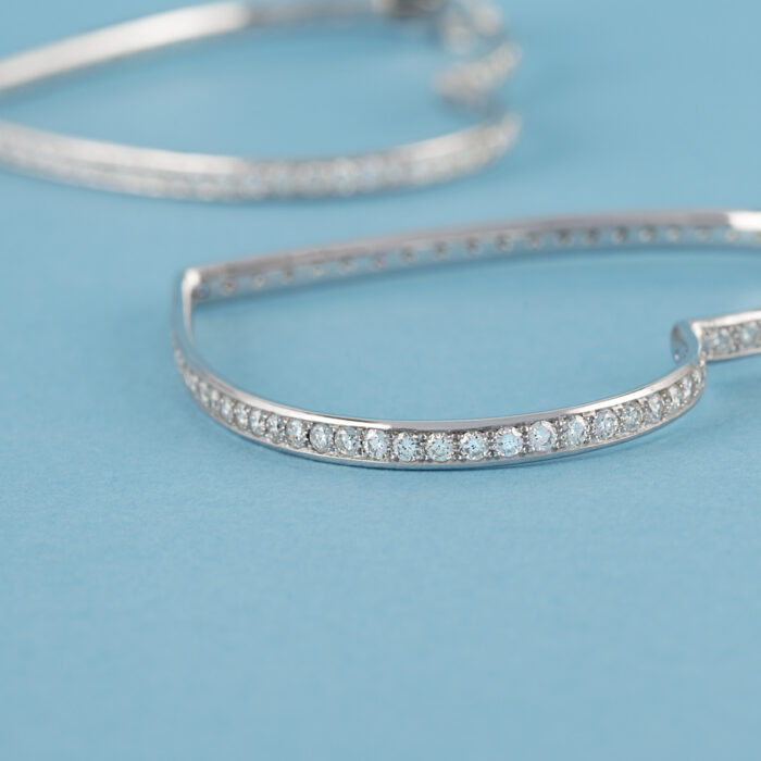 Cercei inima din aur alb de 18k cu diamante naturale de 5ct