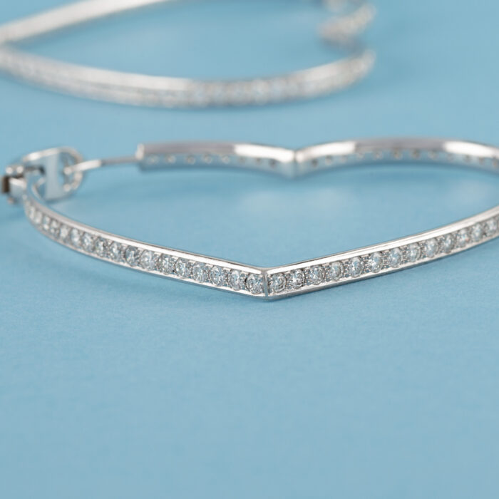 Cercei inima din aur alb de 18k cu diamante naturale de 5ct