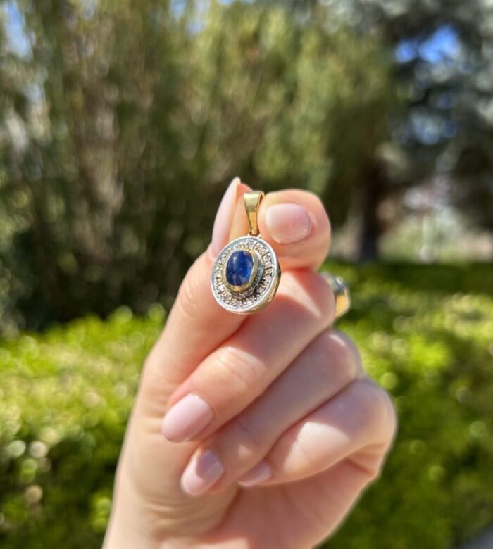 Set vintage din aur de 18k cu safire si diamante naturale
