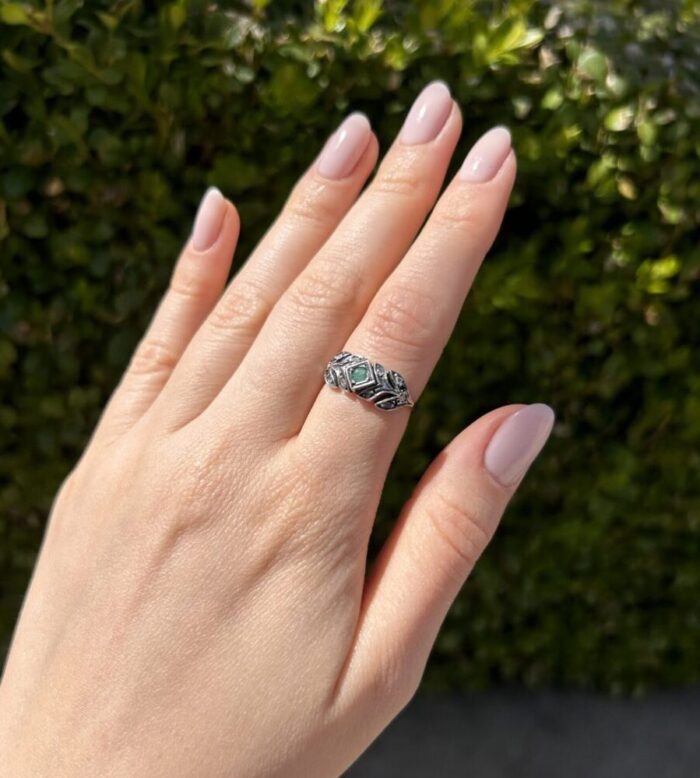 Inel vintage din aur de 12k si argint cu smarald si diamante naturale