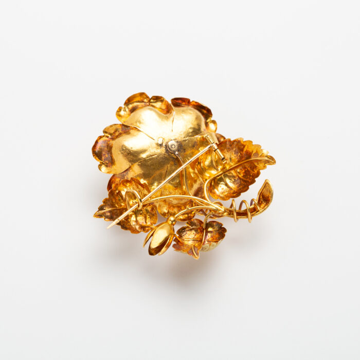 Brosa vintage din aur de 18k