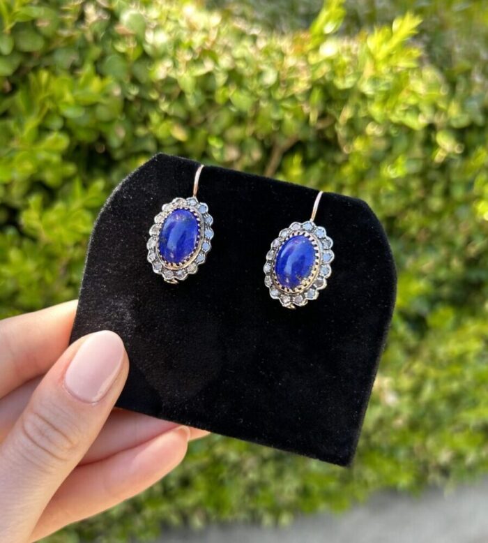 Cercei vintage din aur de 12k cu lapis lazuli si anturaj diamante naturale