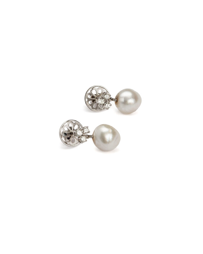 Cercei aur alb de 18k cu perle si diamante naturale