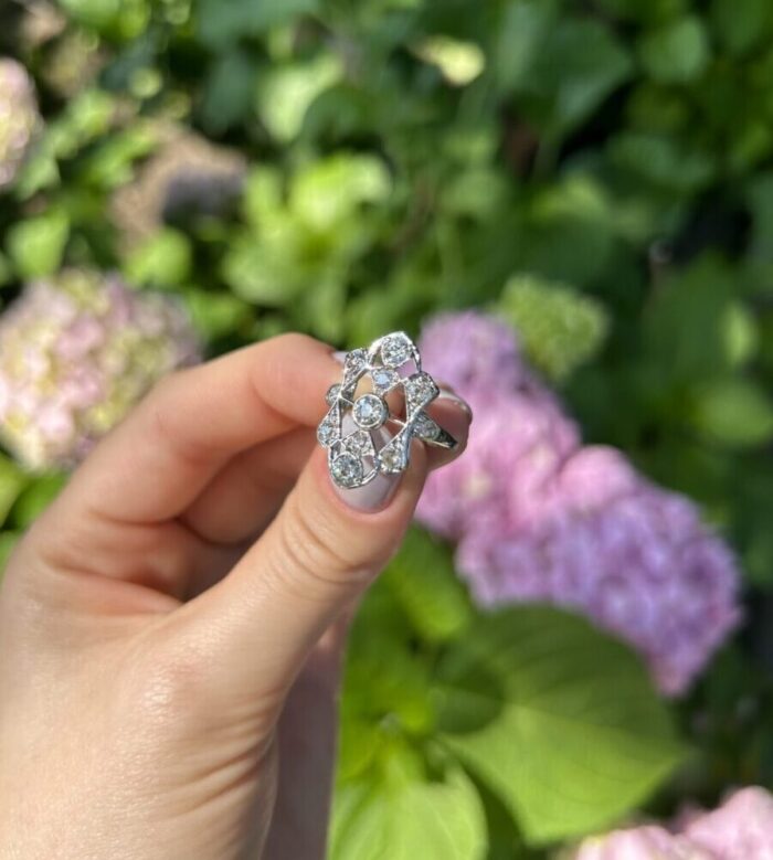 Inel autentic Art Deco din platina cu diamante naturale