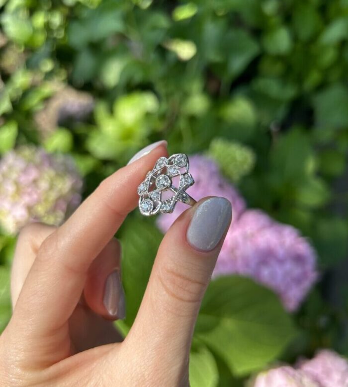 Inel autentic Art Deco din platina cu diamante naturale