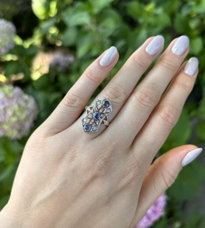 Inel Art Deco din aur galben de 14k cu safire si diamante naturale montate in argint