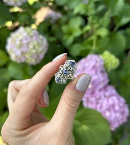 Inel Art Deco din aur galben de 14k cu safire si diamante naturale montate in argint