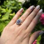 Inel vintage din aur de 18k cu safir si diamante naturale