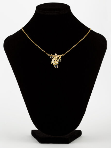 Colier vintage din aur de 18k cu safire si diamante naturale