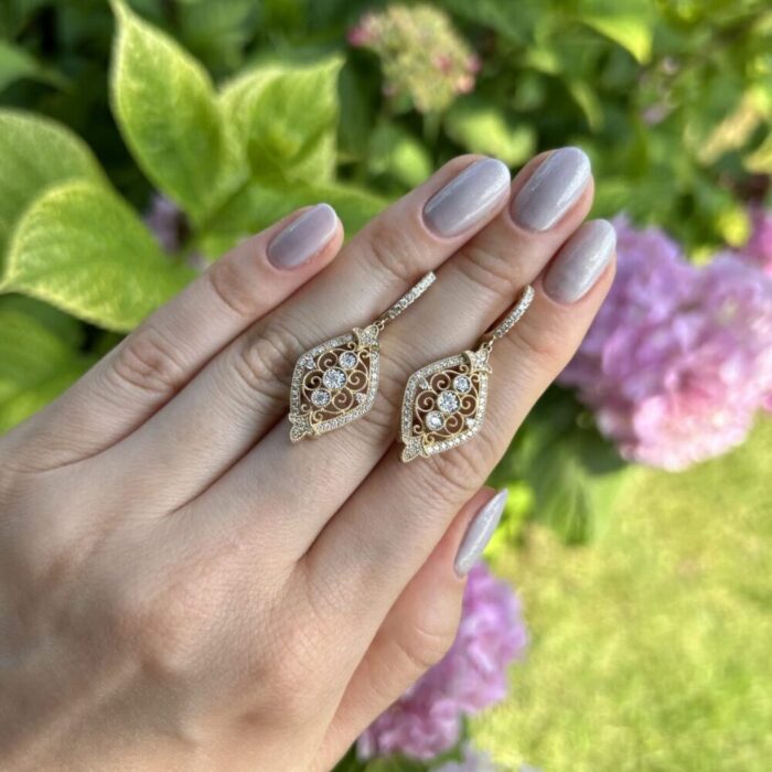 Cercei lungi din aur de 14k cu diamante naturale