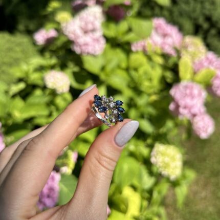 Inel din aur alb de 14k cu safire si diamante naturale
