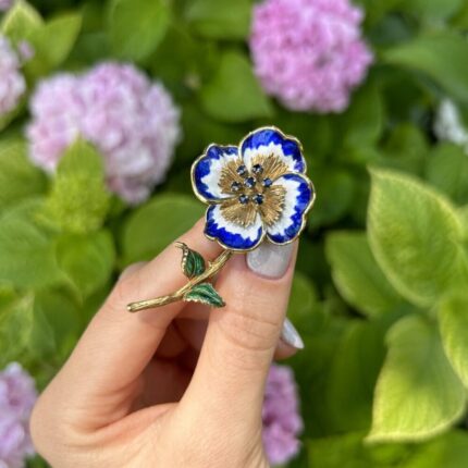 Brosa vintage din aur de 14k cu email si safire naturale