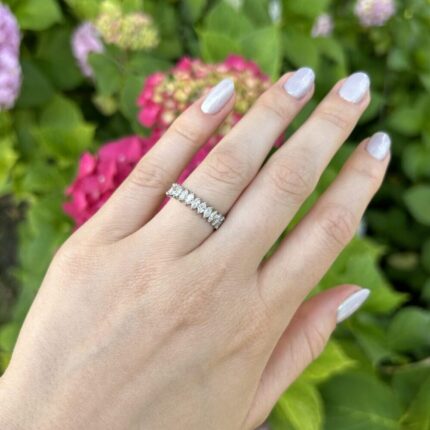 Inel Eternity din aur alb de 18k cu diamante naturale