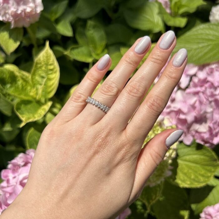 Inel Eternity din aur alb de 18k cu diamante naturale