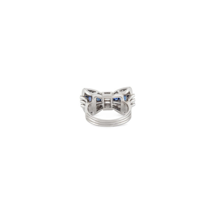 Inel vintage cu fundita din aur alb de 14k cu safire si diamante naturale