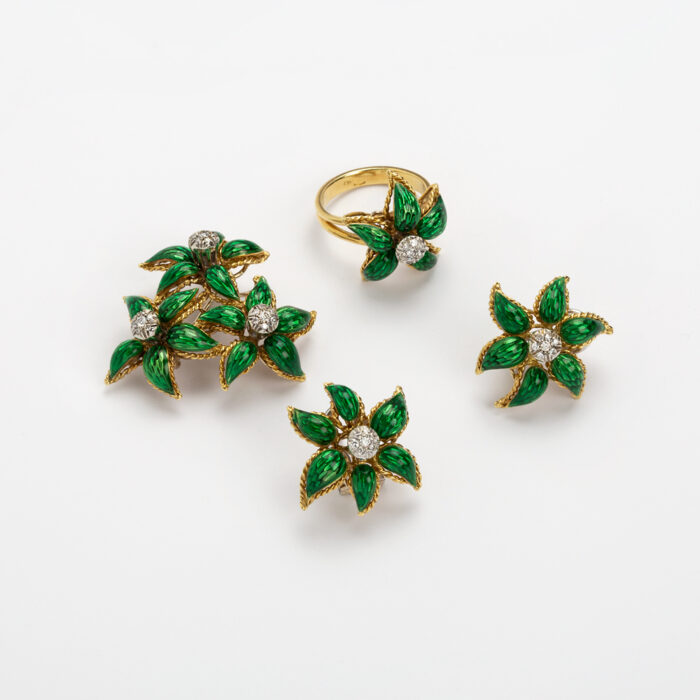 Set din aur de 18k cu email verde si diamante naturale
