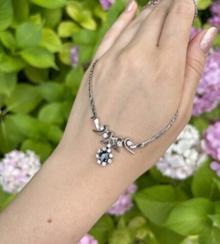 Colier din aur alb de 14k cu safir si diamante naturale
