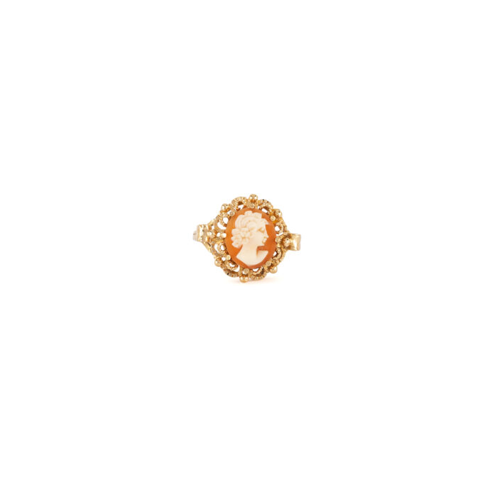 Set vintage din aur de 18k si camee sculptate