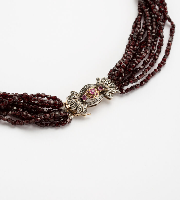 Colier vintage cu granate, cheita din aur de 18k si argint cu diamante si rubine naturale