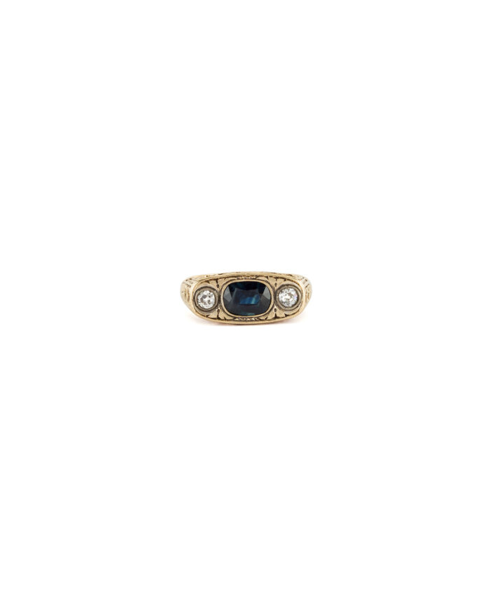 Inel vintage din aur de 18k cu safir si diamante naturale