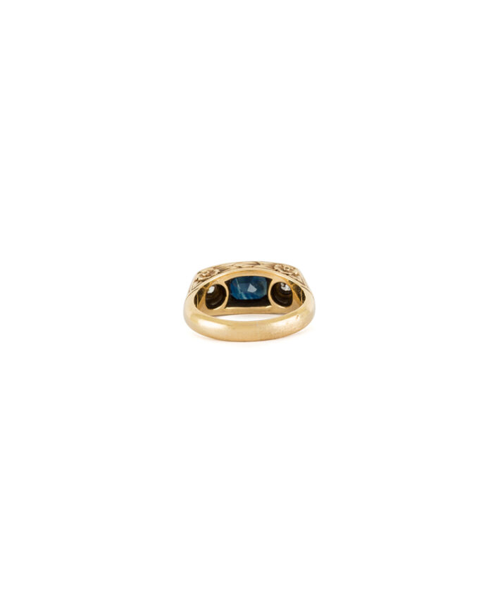 Inel vintage din aur de 18k cu safir si diamante naturale