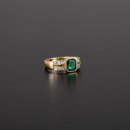 Inel din aur de 18k cu smarald si diamante naturale
