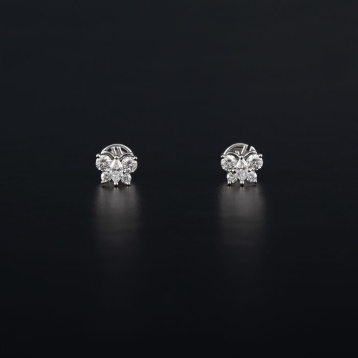 Cercei fluturasi din aur alb de 18k cu diamante naturale