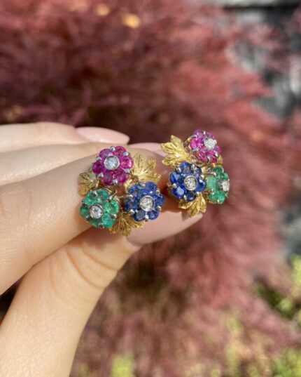 Cercei vintage din aur de 18k cu smaralde, safire, rubine si diamante naturale