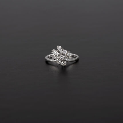 Inel din aur alb de 18k cu diamante naturale
