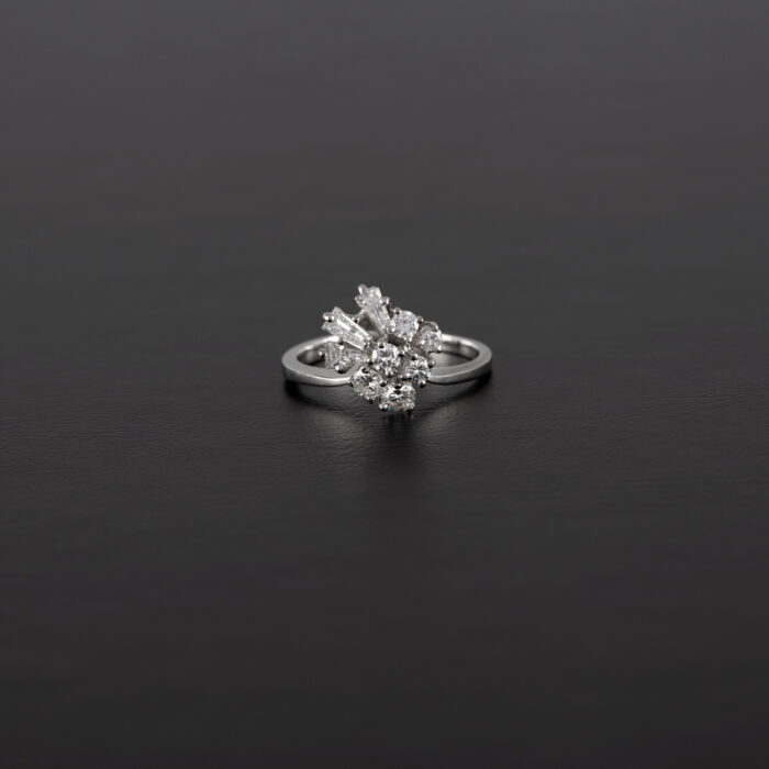 Inel din aur alb de 18k cu diamante naturale