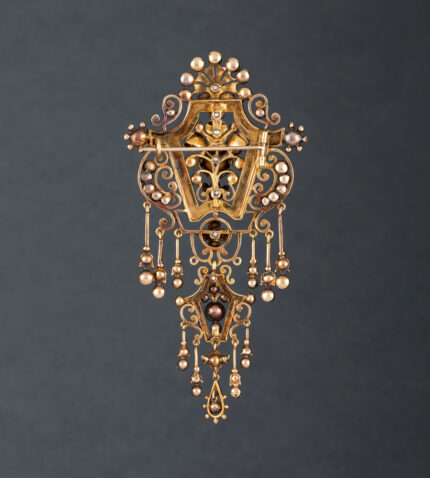 Brosa vintage din aur de 18k cu email negru si diamante naturale