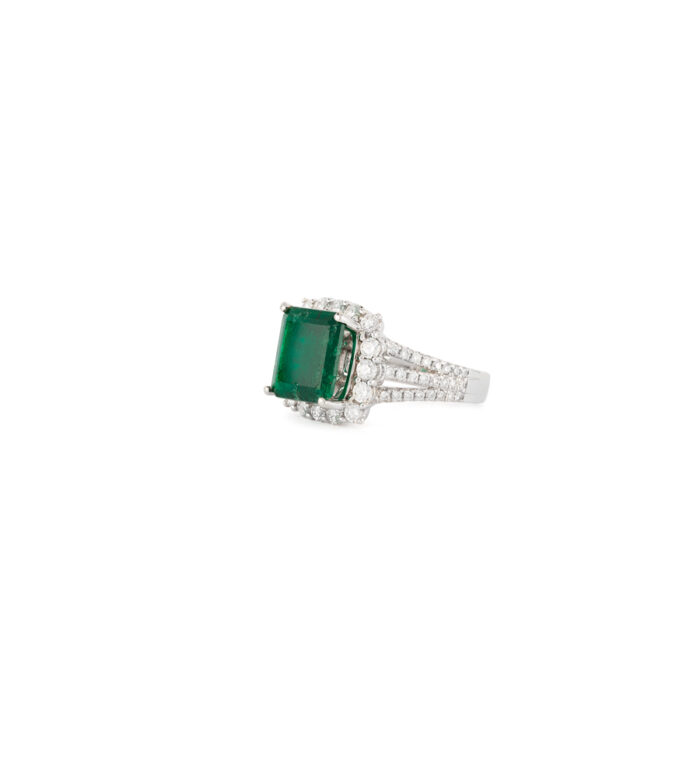 Inel din aur alb de 18k cu smarald si diamante naturale