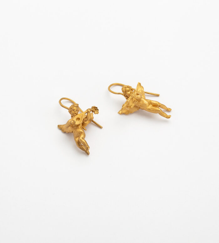 Cercei vintage cu ingerasi din aur de 14k