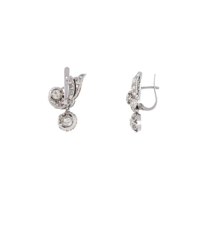 Cercei lungi vintage din platina cu diamante naturale