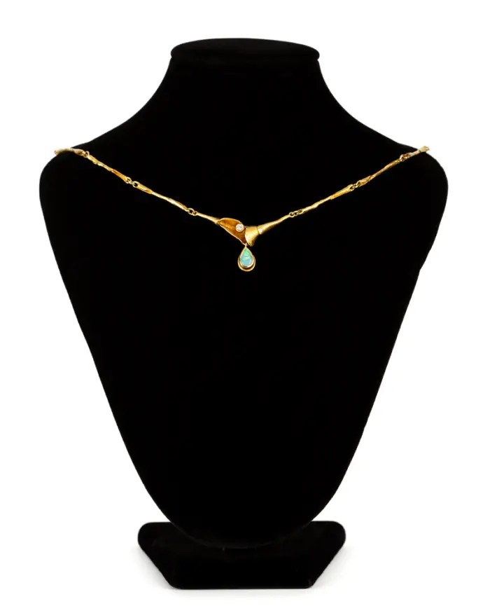 Colier din aur de 18k cu opal si diamant naturale