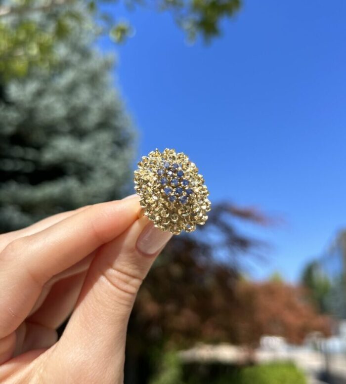 Inel din aur galben de 18k ornat cu safire naturale