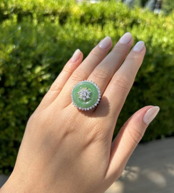Inel din aur alb de 14k cu jad si diamante naturale