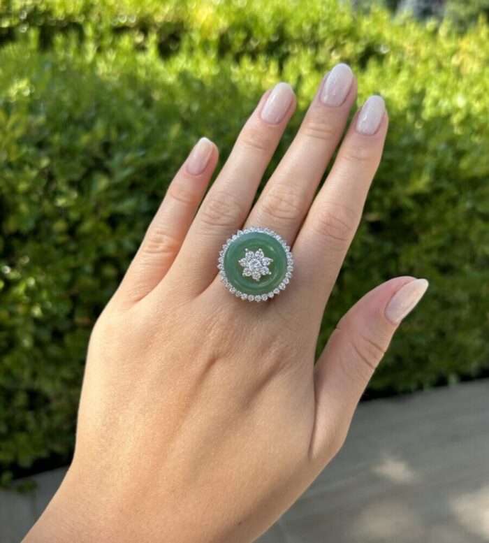 Inel din aur alb de 14k cu jad si diamante naturale