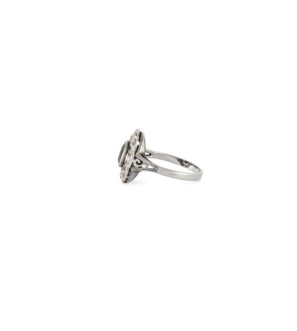 Inel Art Deco din aur alb de 18k cu safir si diamante naturale