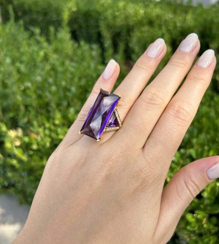 Inel din aur galben de 18k cu ametist si diamante naturale