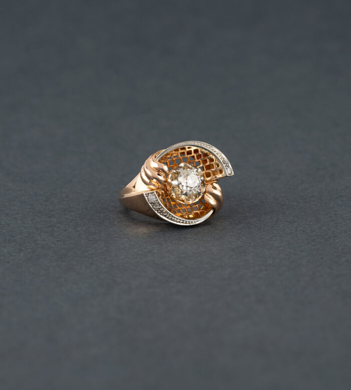 Inel vintage din aur roz de 18k si platina cu diamante naturale