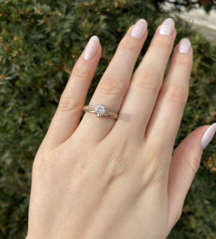 Inel de logodna din aur de 18k cu diamante naturale