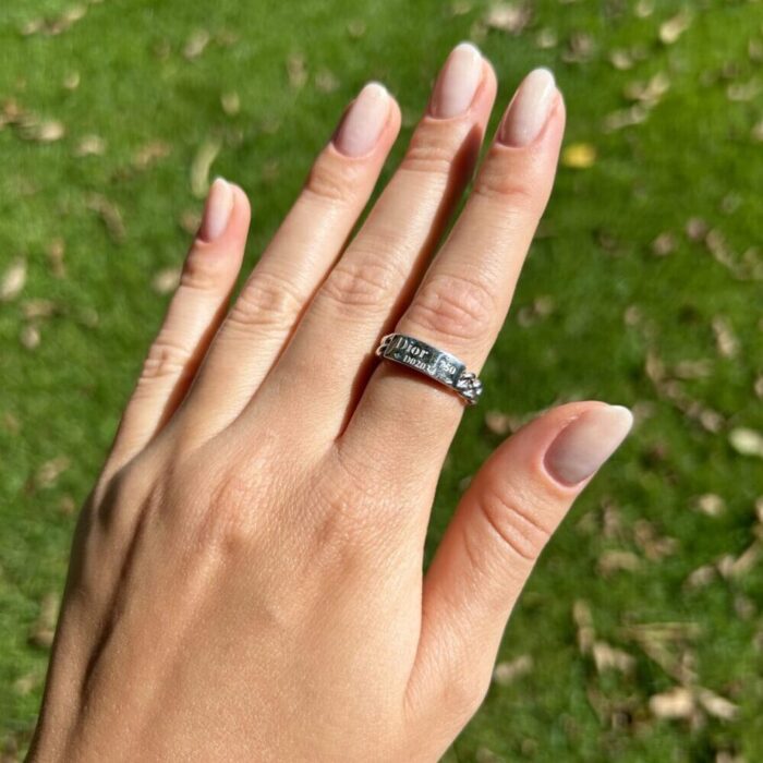 Inel original DIOR din aur alb de 18k