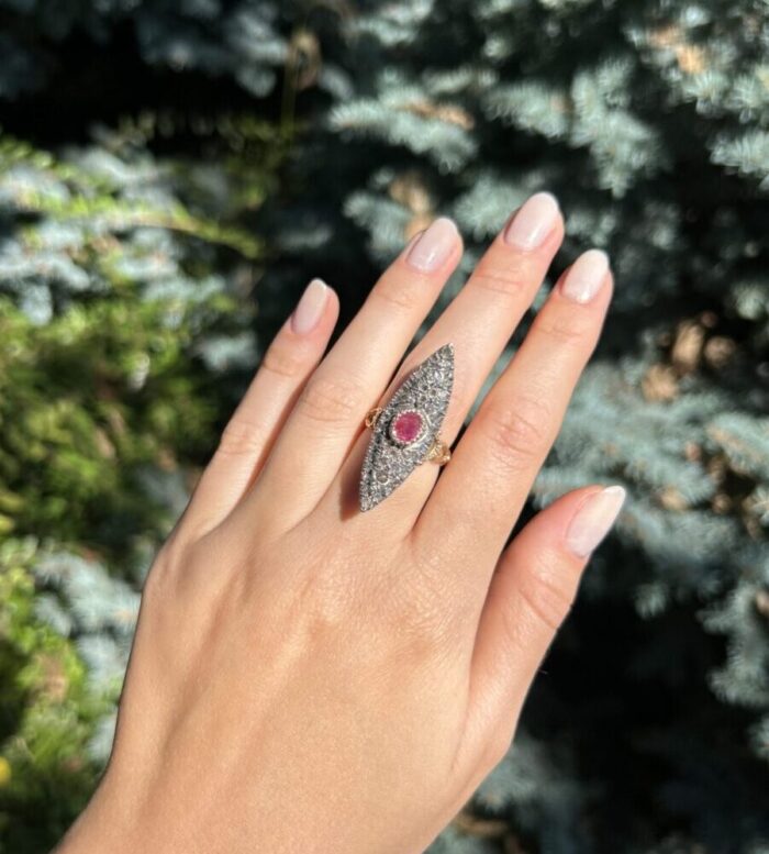 Inel marchiza vintage din aur de 14k cu rubin si diamante naturale